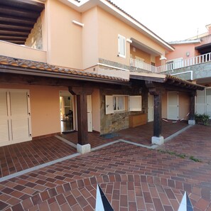 Exterior detail - San Lorenzo House With Garden In Budoni (San Lorenzo)