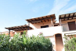 Exterior - Casa Chiara Balcony, Budoni (Budoni)