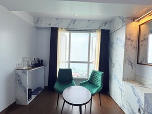 Premium Double Room, Mountain View | Desk, soundproofing, free WiFi - Singalila Retreat Darjeeling (Darjeeling)