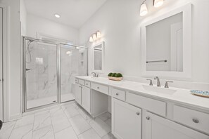 Towels - Carolina Cottage in Beau Coast w/Community Pool (Beaufort)