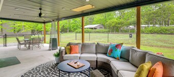 Modern-style Home w/ Patio, Near Greers Ferry Lake