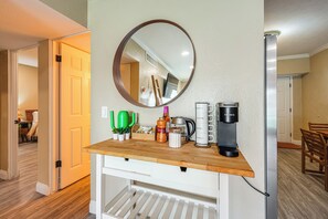 Apartment (2 Bedrooms) | Interior - Palmira Oasis: Old Town Art District Condo w/ Pool (Scottsdale)