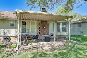 Apartment (0 Bedroom) | Interior - 2 Mi to Kansas City Stadium: Cozy Couples Studio! (Kansas City)