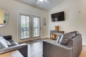 Interior - Pool Access! Recently Updated Retreat in Foley (Foley)