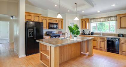 Pool Access! Spacious Home Near Wekiwa Springs