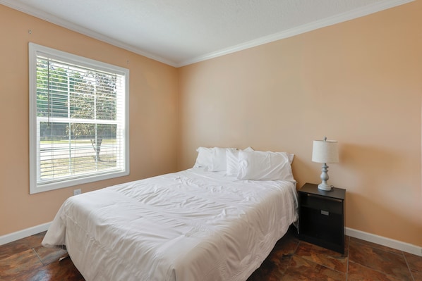 Interior - Pool Access! Spacious Home Near Wekiwa Springs (Apopka)