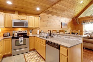 Interior - Peaceful 2-cabin Property: 1 Mi to Current River! (Van Buren)