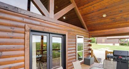 Peaceful 2-cabin Property: 1 Mi to Current River!