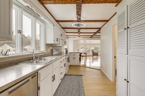 Rumah (3 Bedrooms) | Interior
