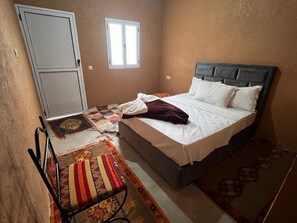 In-room safe, free WiFi