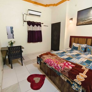 Kahden hengen deluxe-huone (yksi tai kaksi sänkyä)