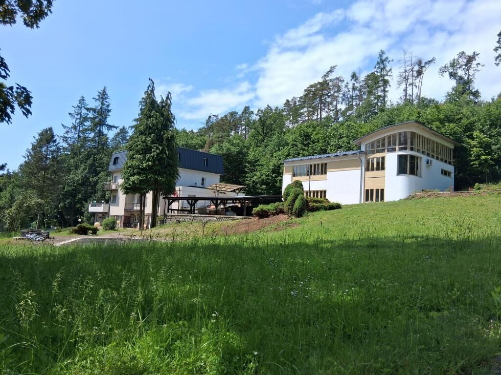 Apartamento, vista para o parque | Fachada