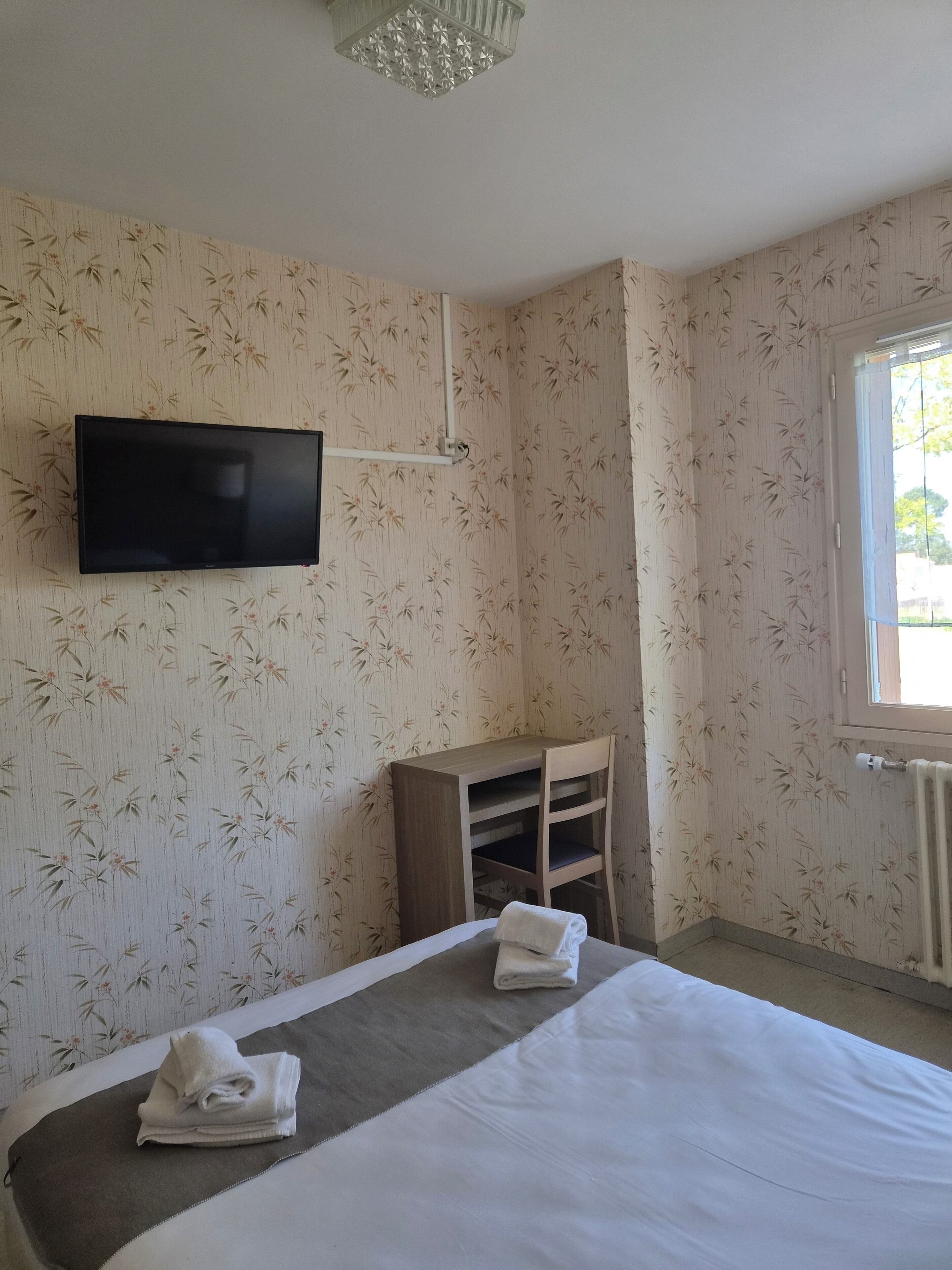 Classic Double Room | Free WiFi