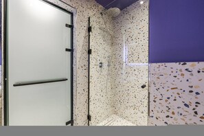 House - Violet Studio 113 Love in Colours Collection (Durrës)