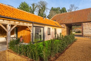 Exterior - North Stables, Fring Estate, Norfolk (Fring)
