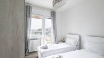 3 Schlafzimmer, Bügeleisen/Bügelbrett