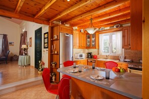 House, Smoking - Villa Annamaria (Minoa Pediada)