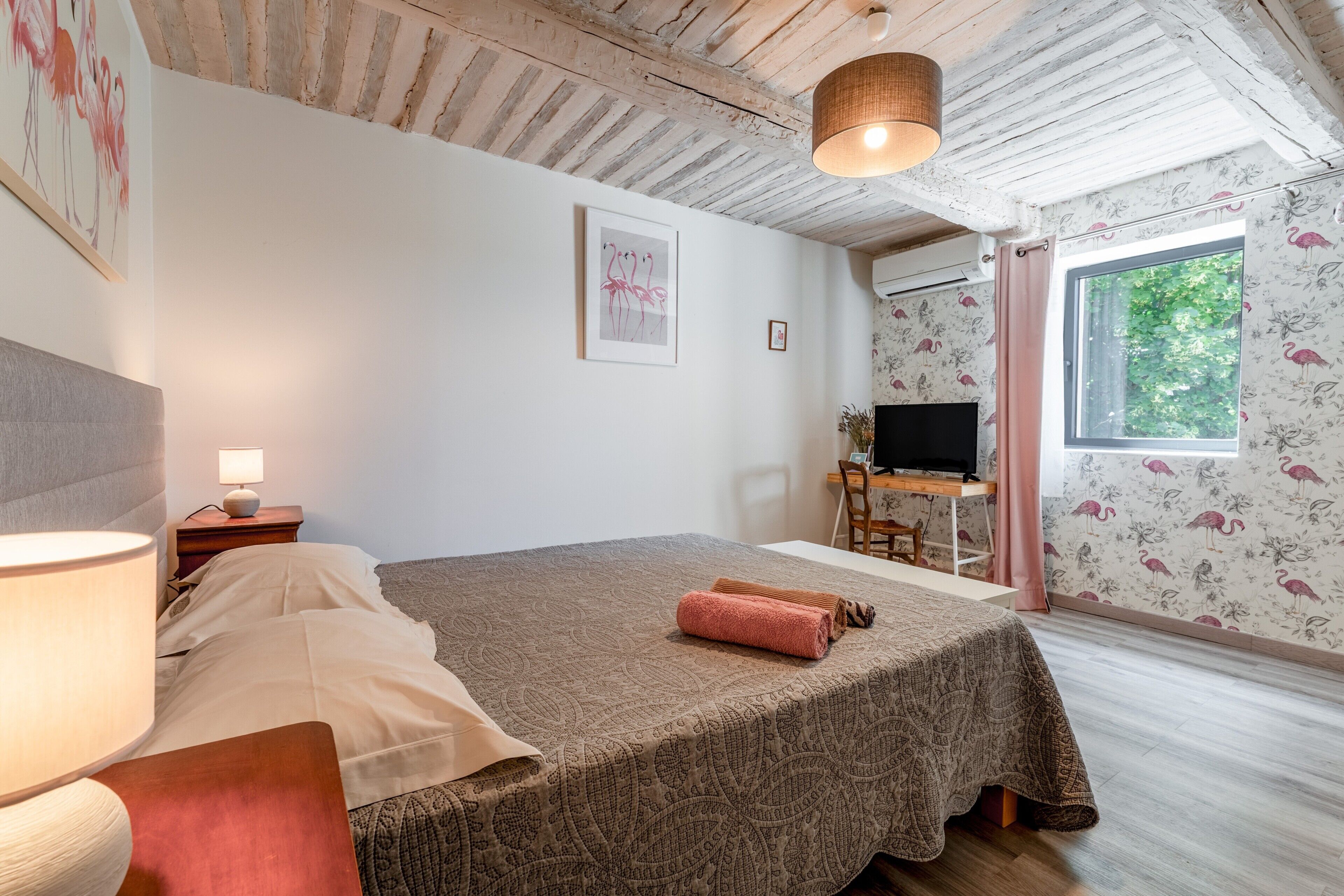 1 habitación, wifi y ropa de cama 