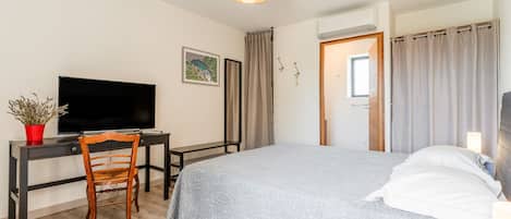 1 Schlafzimmer, WLAN, BettwÀsche