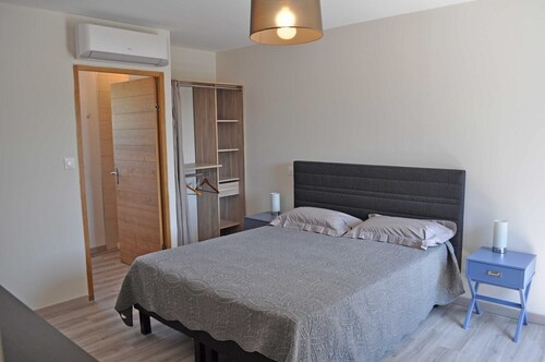 Chambre d’hôtes « La Fenière » avec piscine partagée, Wi-Fi et climatisation