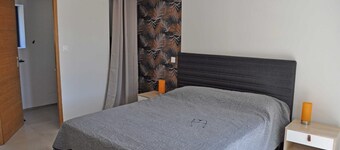Bed and Breakfast 'Le Clapier' with Shared Pool, Wi-Fi and Air Conditioning