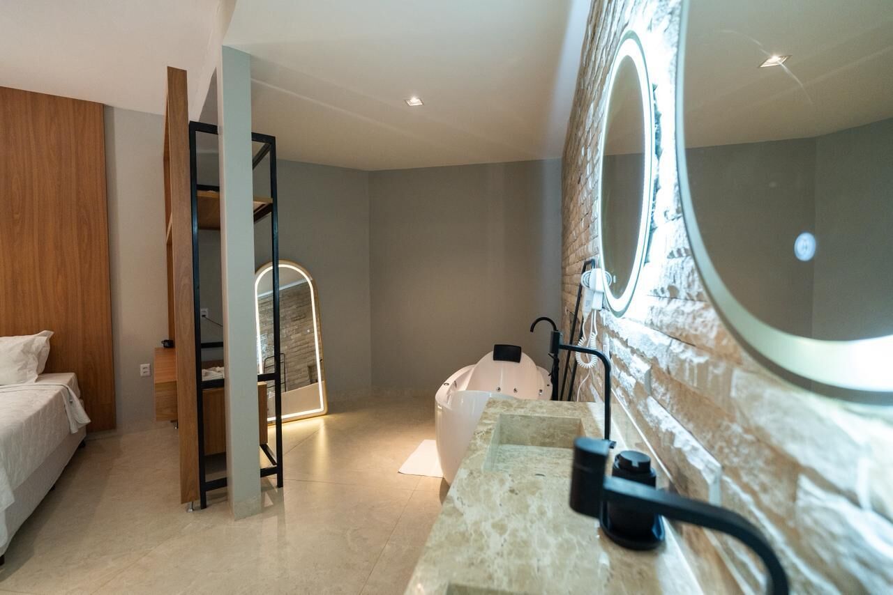 Luxury Suite, Garden View