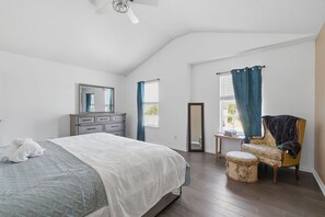 Casa, 4 camere da letto | 4 camere, postazione laptop, ferro/asse da stiro, Wi-Fi gratuito