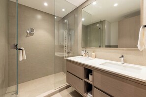 Apartment, City View | Bathroom - Burj Khalifa Luxury 2BR - High Floor (Dubai)