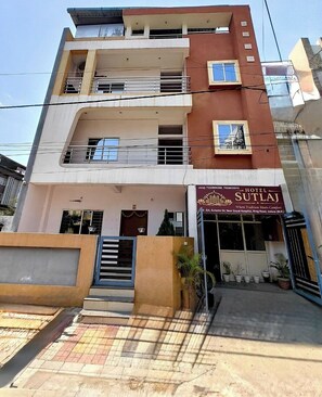 การตกแต่งภายนอก