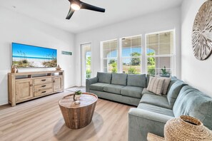 TV - The Grove Dogwood 312 - 2 Bedrooms - Lazy River - Seascape Resort (Miramar Beach)