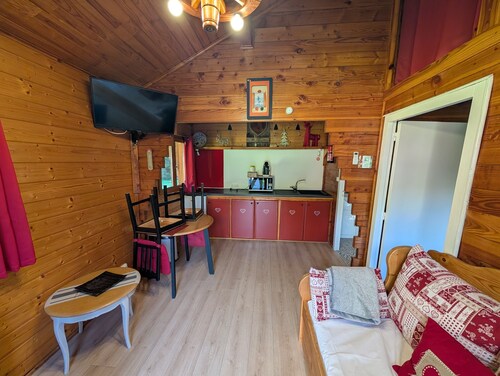 Caravane « Chalet Bouton d'Or » avec piscine partagée