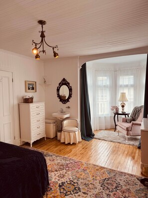 Iron/ironing board, WiFi, bed sheets - L'Élégante Centenaire de Matane (Matane)