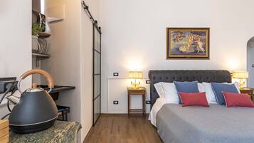 1 habitación, tabla de planchar con plancha y wifi gratis