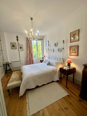 3 Schlafzimmer, Bügeleisen/Bügelbrett, WLAN, Bettwäsche