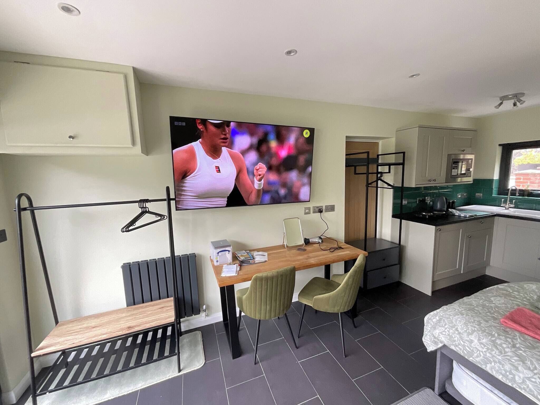 Studio, 1 Bedroom