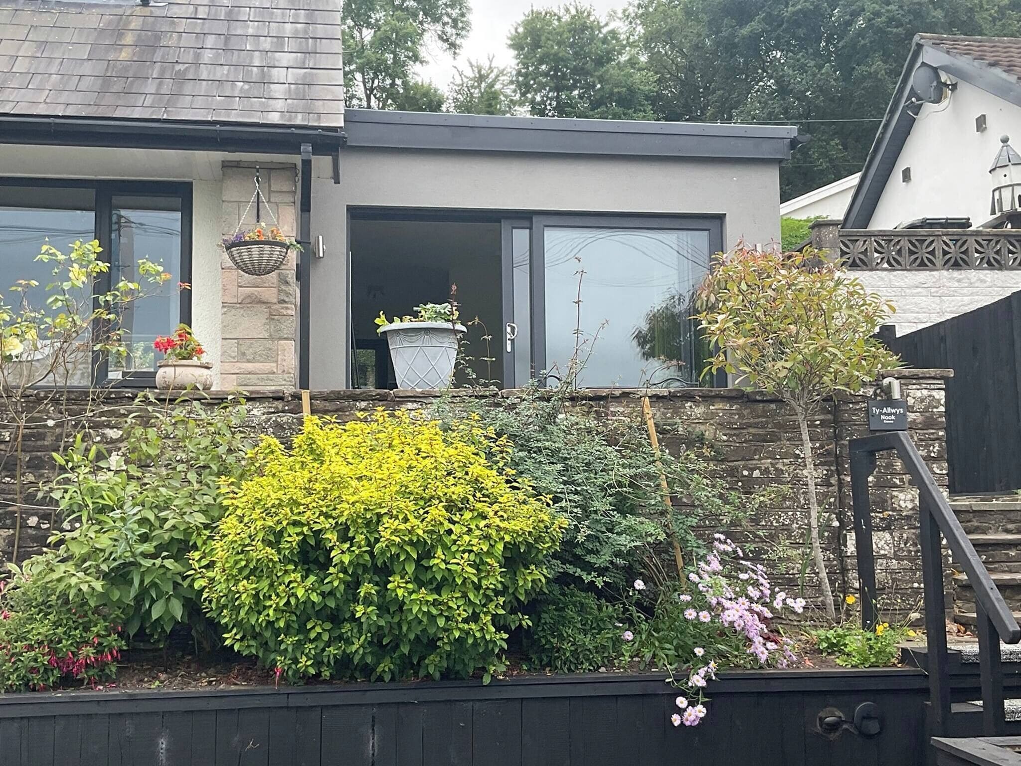 Studio, 1 Bedroom | Exterior detail