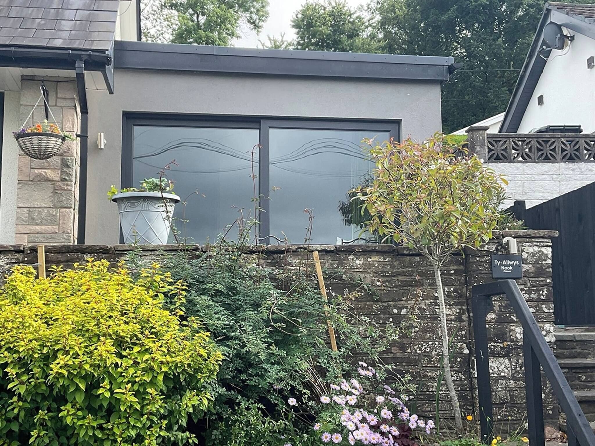 Studio, 1 Bedroom | Exterior detail