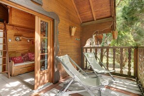 Terrace/patio - Apartment 'Lavande' with Mountain View, Wi-Fi and Air Conditioning (Vaulnaveys-le-Bas)