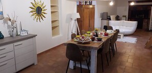 Dining - Charming Room near Vannes (La Vraie-Croix)