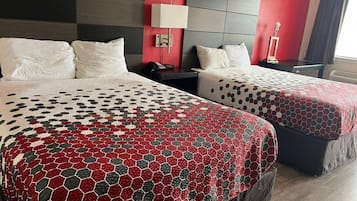 Escritorio, wifi gratis, ropa de cama