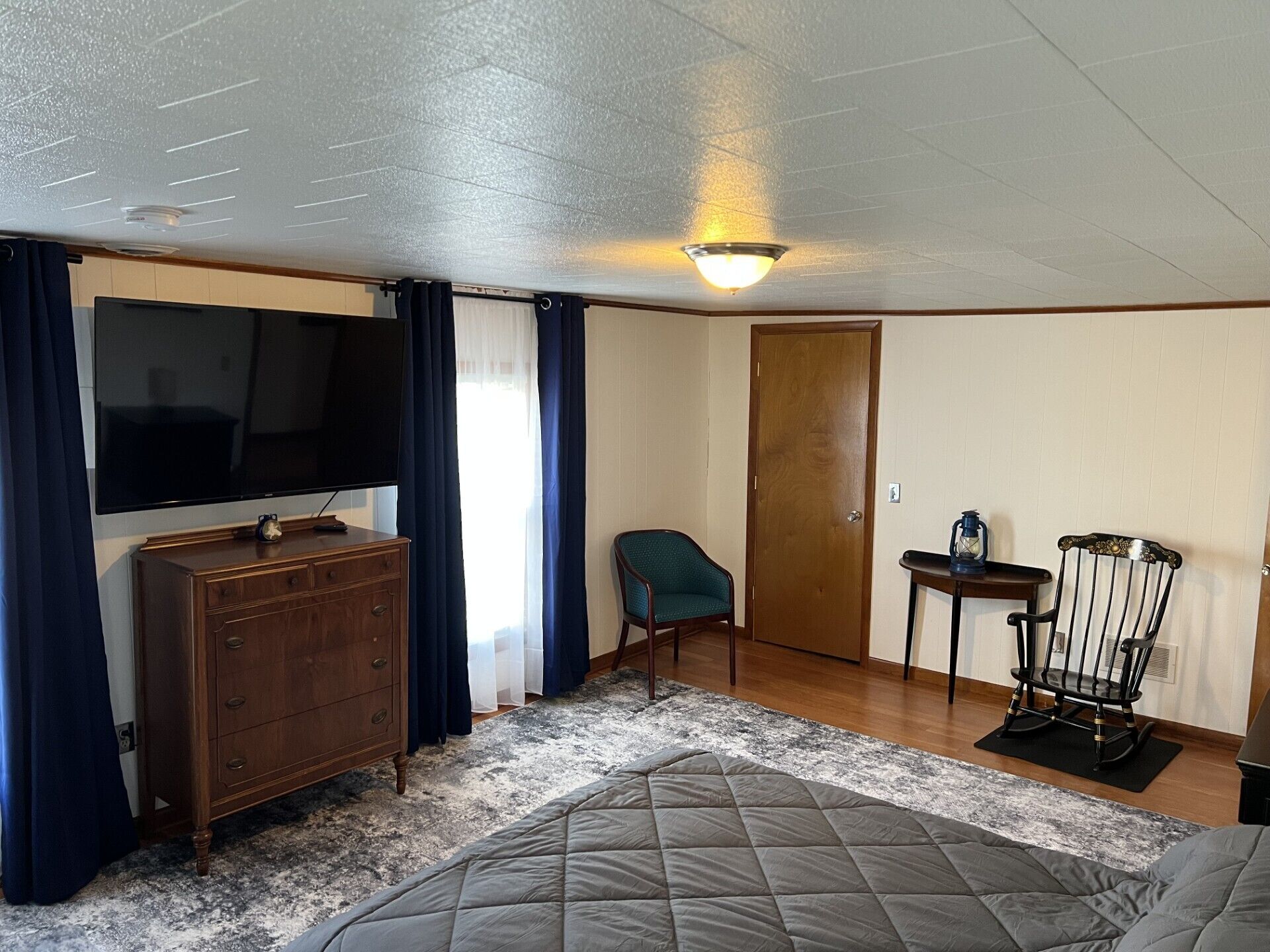 3 bedrooms, desk, free WiFi, bed sheets