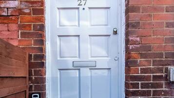 House, 2 Bedrooms | Exterior detail