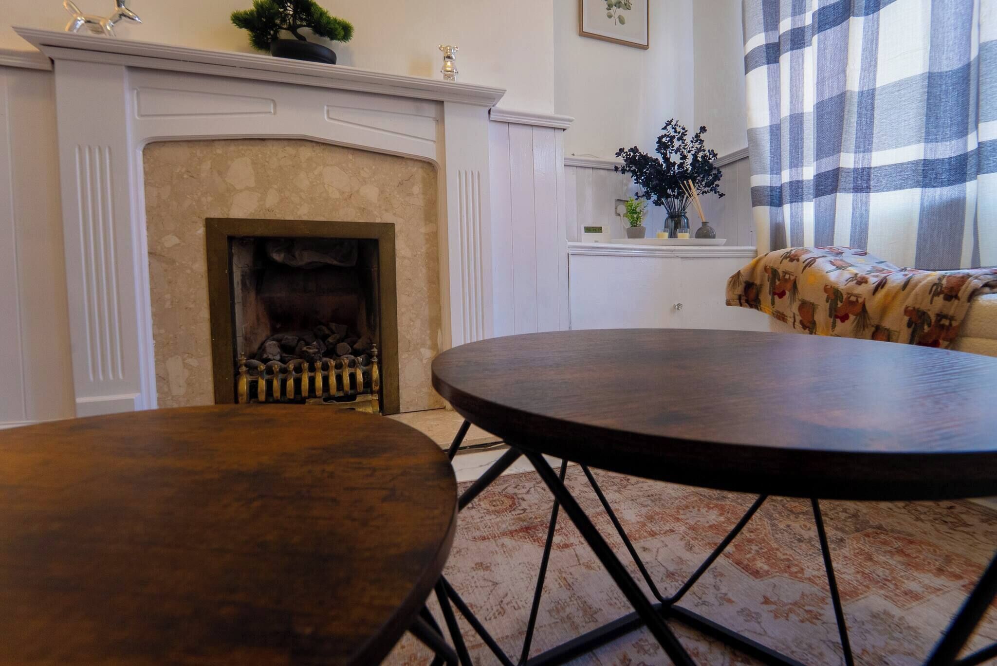 House, 2 Bedrooms | Living room