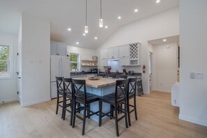 Dining - Ecodia: Eco conscious stay near Acadia NP (Tremont)