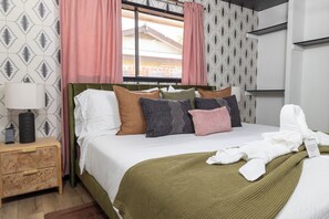 4 bedrooms, desk, iron/ironing board, travel cot - Newly Renovated Modern Retreat w/Pool | Near Base by RT Retreats (San Antonio)
