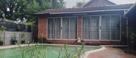Kolam renang