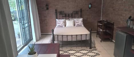 House, 1 Bedroom, Patio, Pool View | 1 bedroom