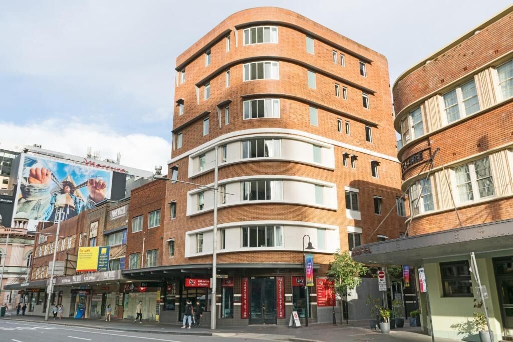 إستديو - منظر للمدينة | المنشأة من الخارج