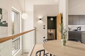Interior - Hidden 2- Bay House Hot Tub (St Ives)