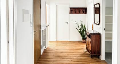 Le Nora Home